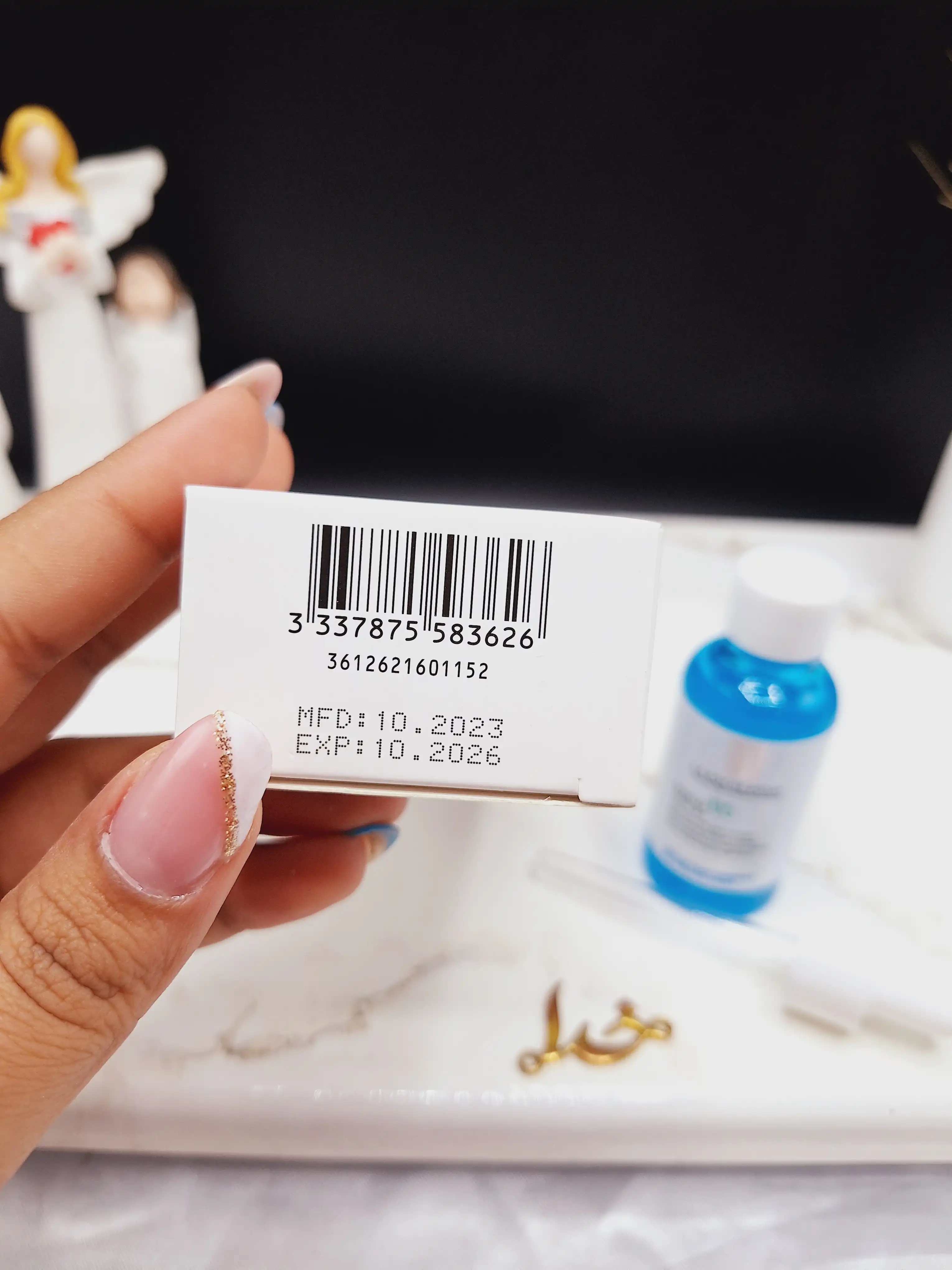 سرم‌ آبرسان هیالورونیک اسید لاروش پوزای ویتامین La Roche Posay B5 کد 3626