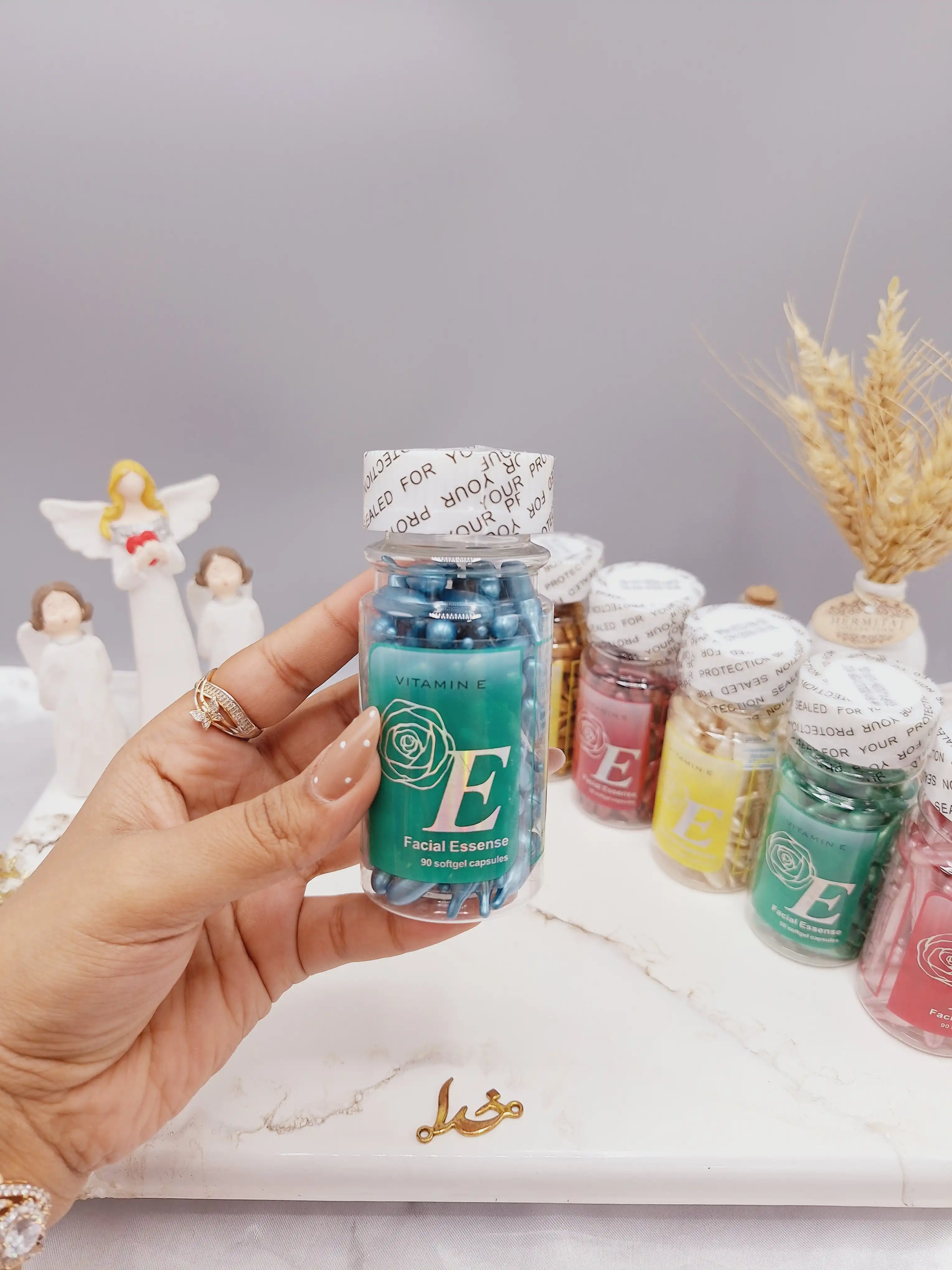 کپسول 90 تایی ضد چروک صورت و ویتامین E برند Facial Essense