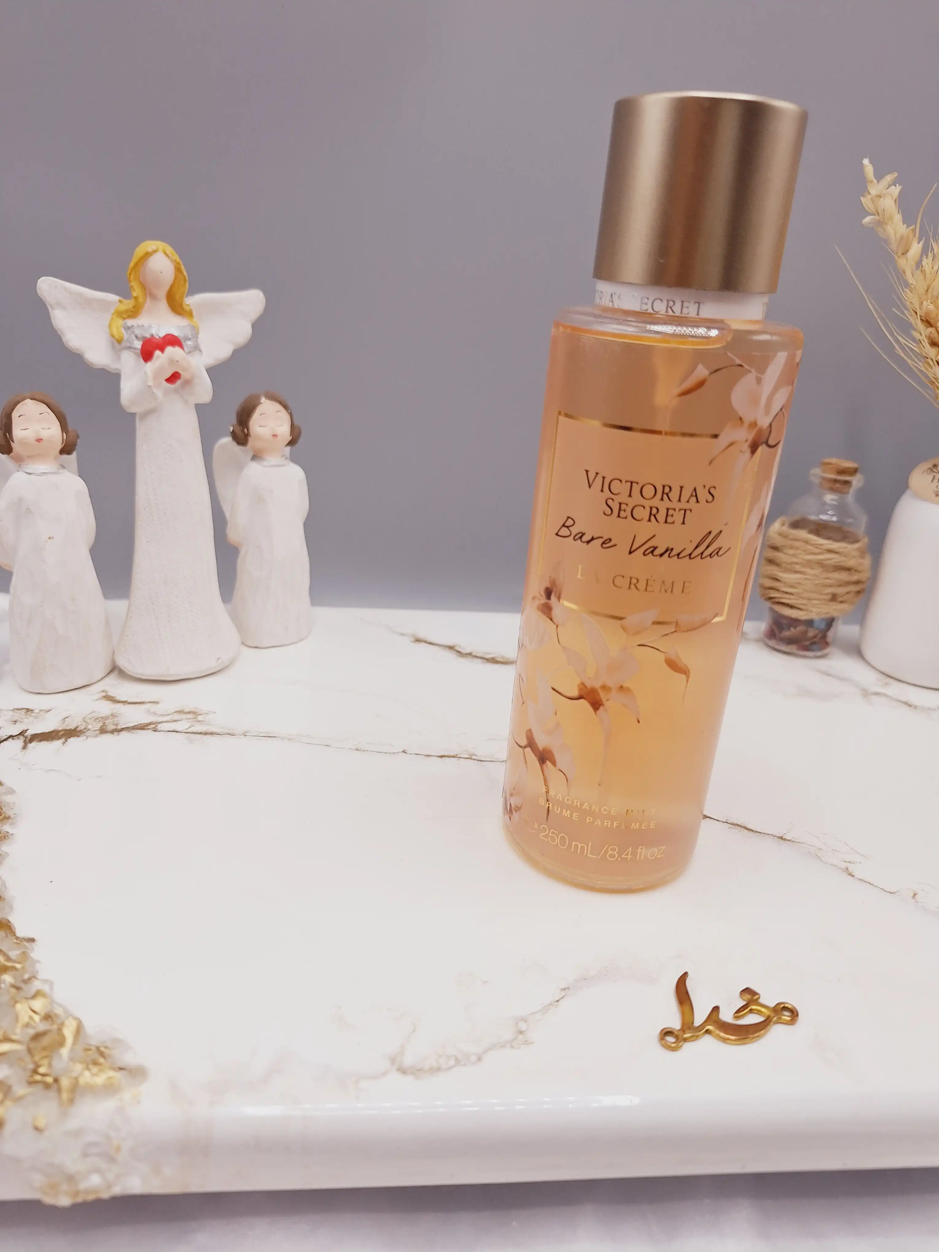 بادی اسپلش 250 ml ویکتوریا سکرت مدل Bare Vanilla LA CAE اورجینال