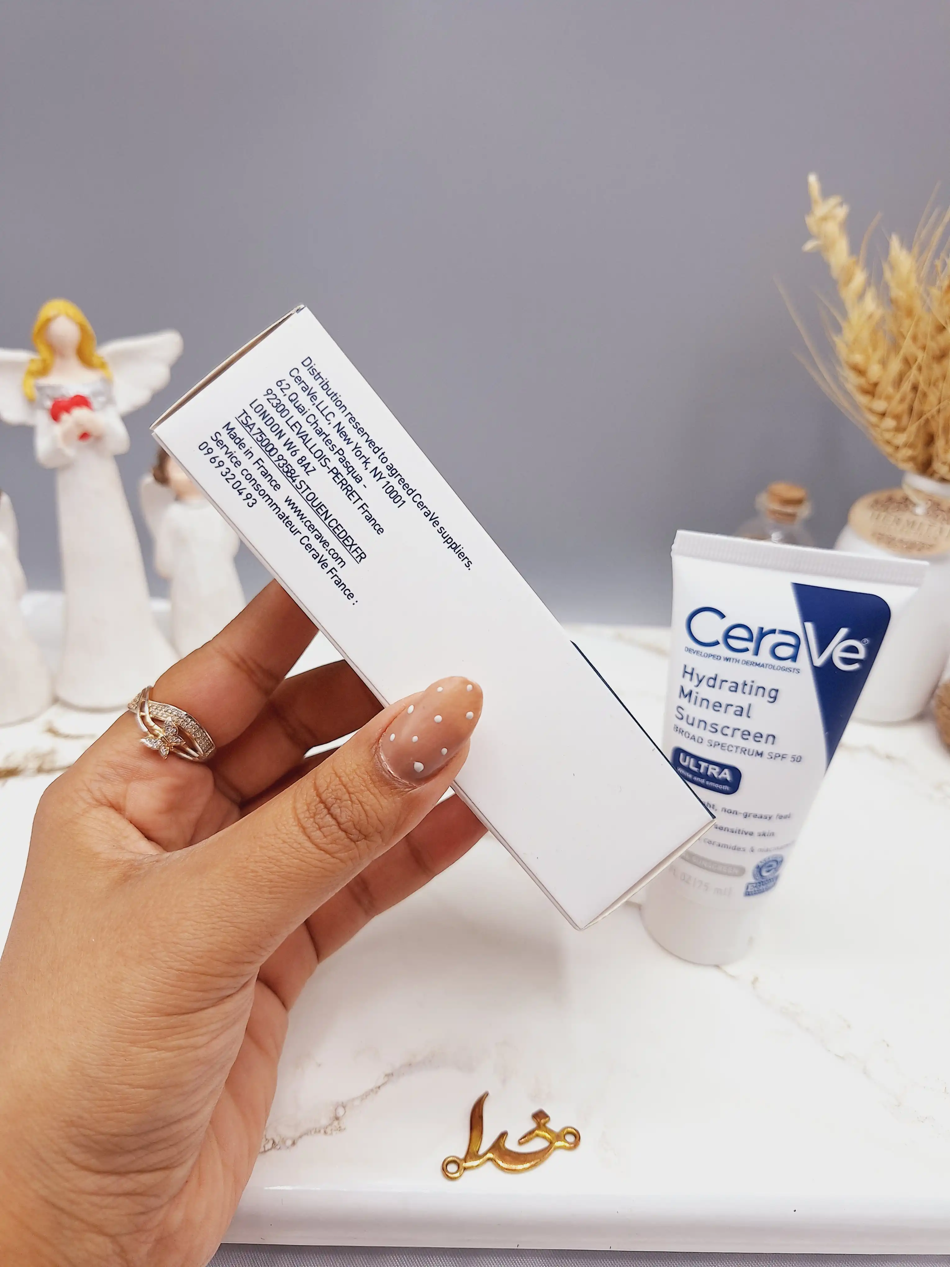 کرم ضدآفتاب مناسب برای پوست های حساس Cara Ve (های کپی درجه 1) اماراتی کد 5466