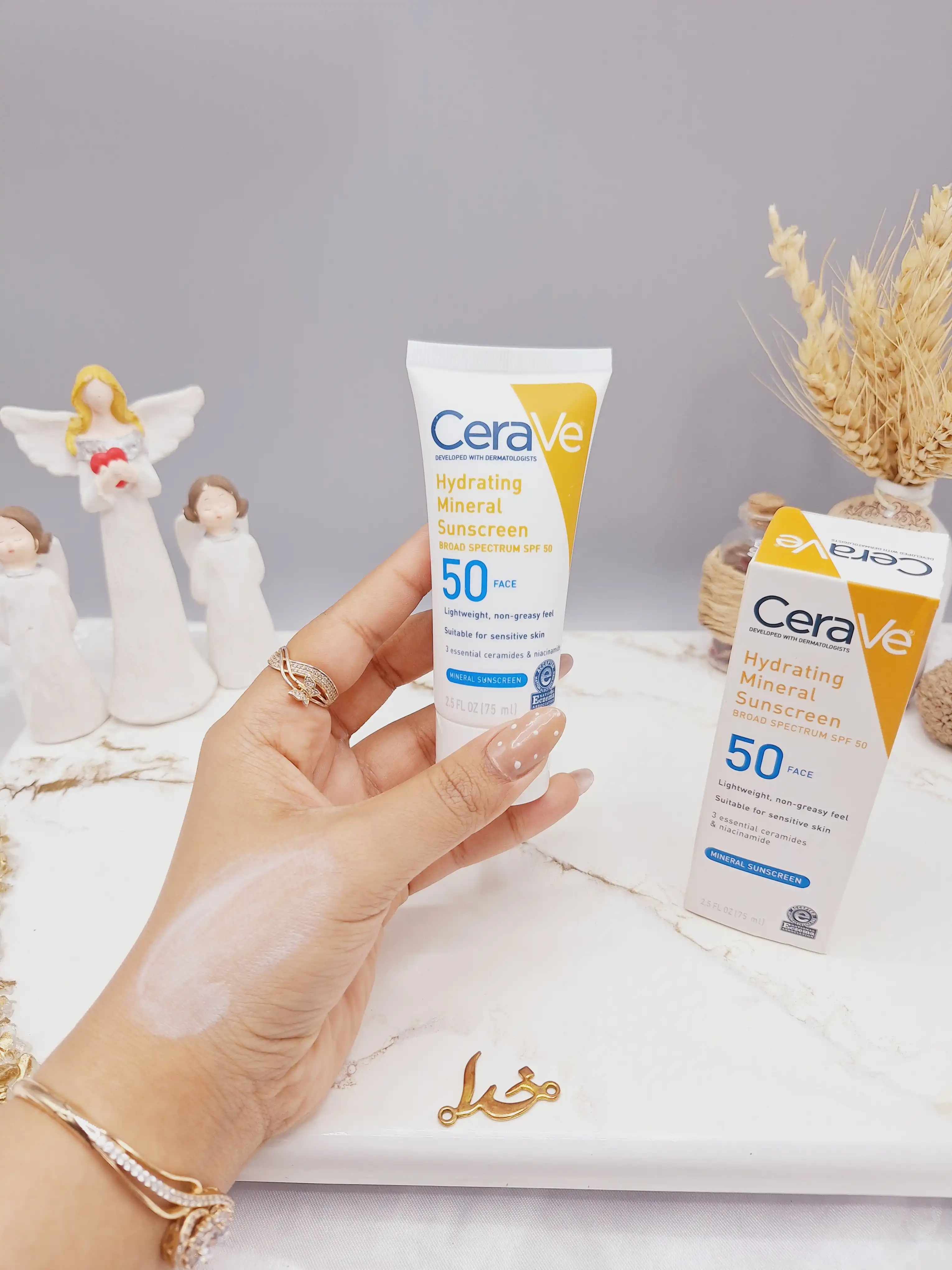 ضد آفتاب Spf 50 ساخت فرانسه برند Cera Ve (های کپی درجه ۱) اماراتی کد 4118