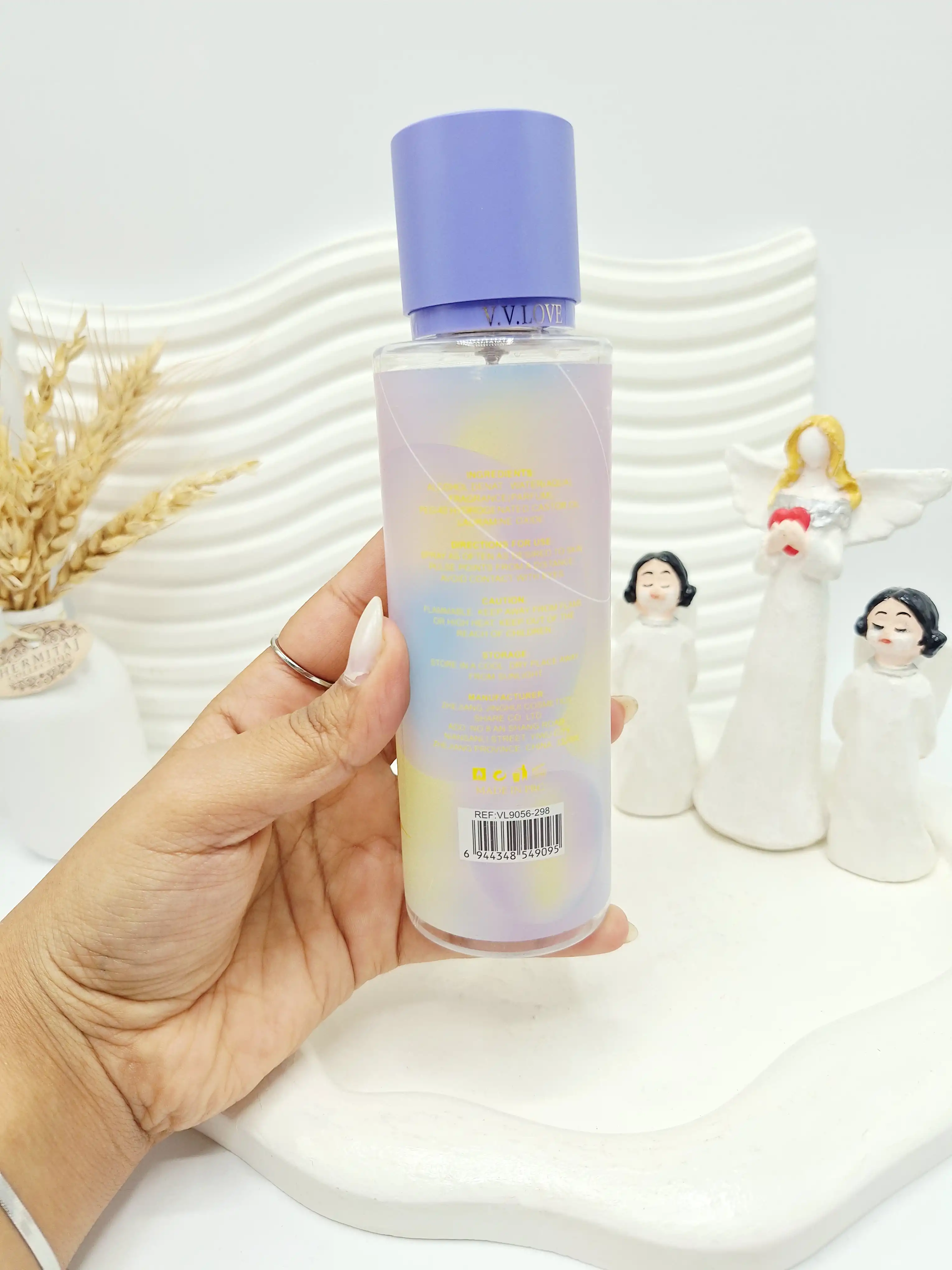 بادی اسپلش زنانه FRAGRANCE MIST برند V.V.LOVE حجم 250 میل کد 9095
