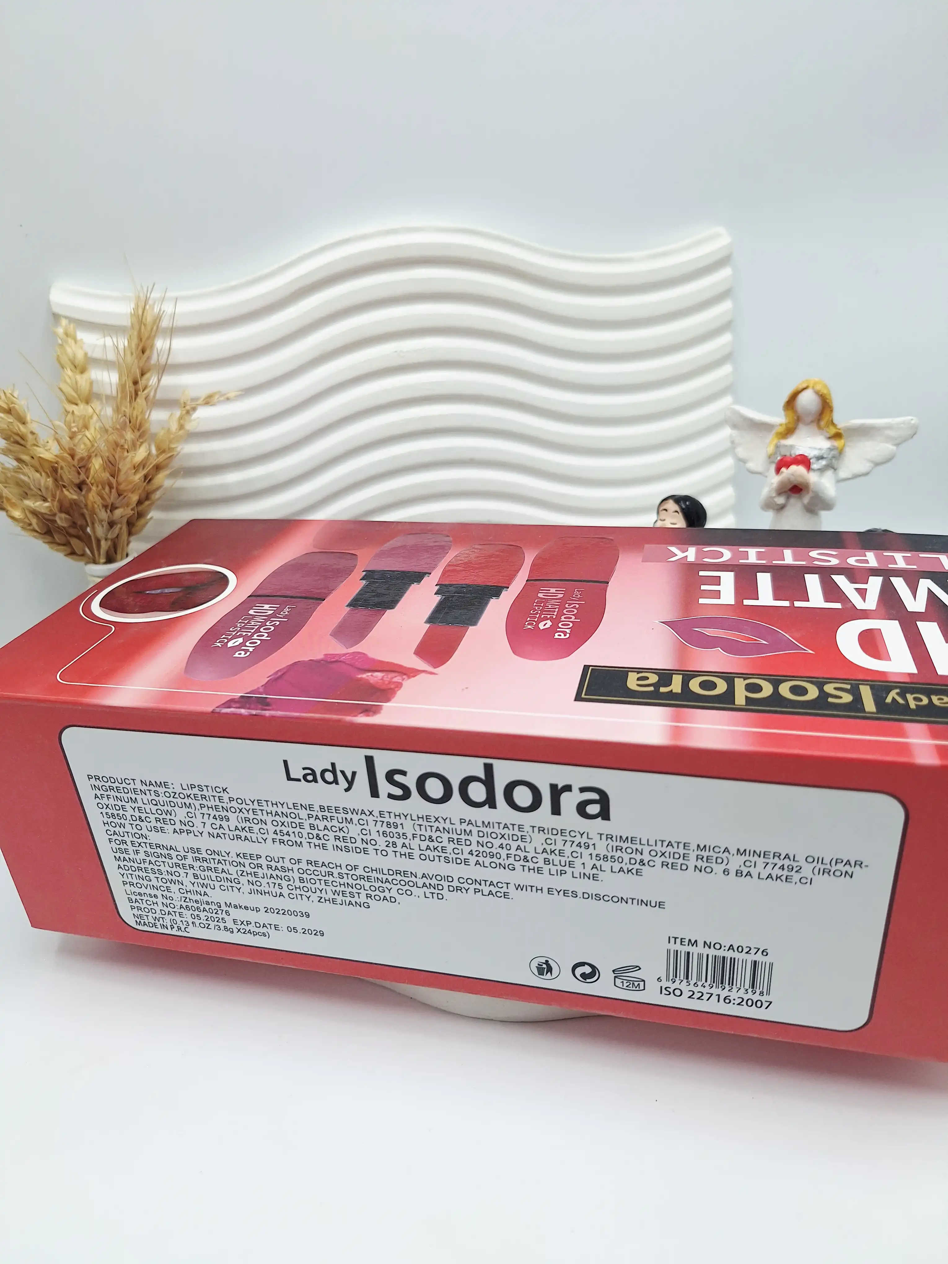 پک رژ لب جامد 8 تایی مات برند Lady Isodora کد 0276